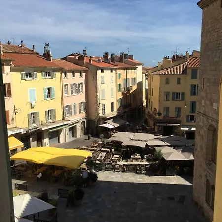 Lägenhet Des Templiers